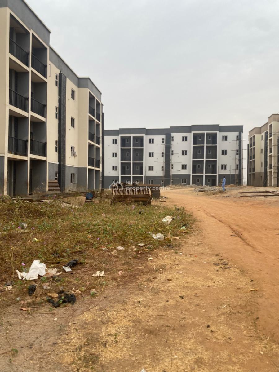 2 Bedroom Flat in an Estate Selling, Life Camp, Abuja, Flat / Apartment for Sale