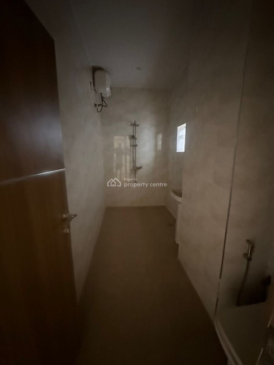 4 Bedrooms Terraced Duplex with 1 Room Bq & 1 Family Lounge, Mabushi, Abuja, Terraced Duplex for Rent