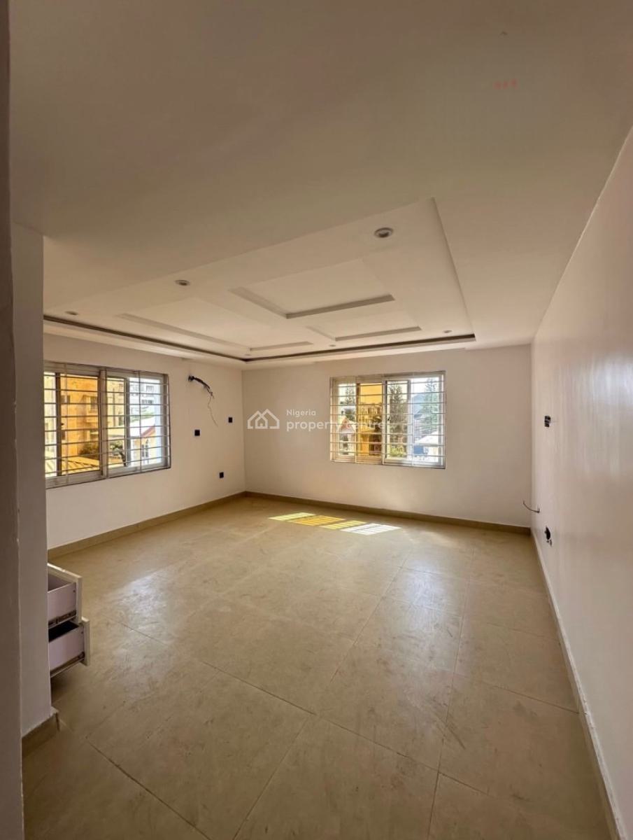 Affordable 3 Bedroom Apartment with Bq, Lekki Phase 1, Lekki, Lagos, Block of Flats for Sale