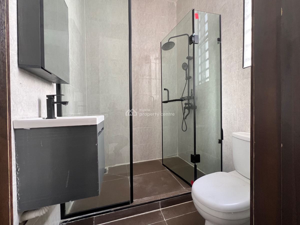 Newly Built 3 Bedroom Apartment, Off Admiralty Way, Lekki Phase 1, Lekki, Lagos, Flat / Apartment for Rent