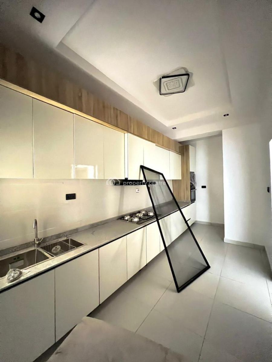 Functional 2-bedroom Apartment with Premium Facilities, Ologolo, Lekki, Lagos, Flat / Apartment for Sale