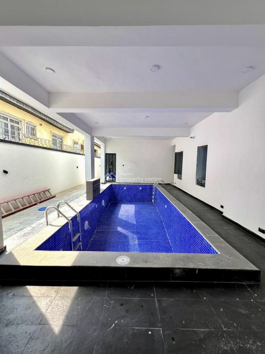 Functional 2-bedroom Apartment with Premium Facilities, Ologolo, Lekki, Lagos, Flat / Apartment for Sale