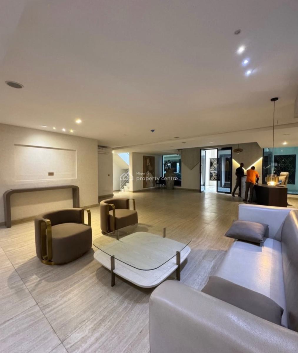 Lovely 3 Bedroom Apartment with Bq, Victoria Island (vi), Lagos, Block of Flats for Sale