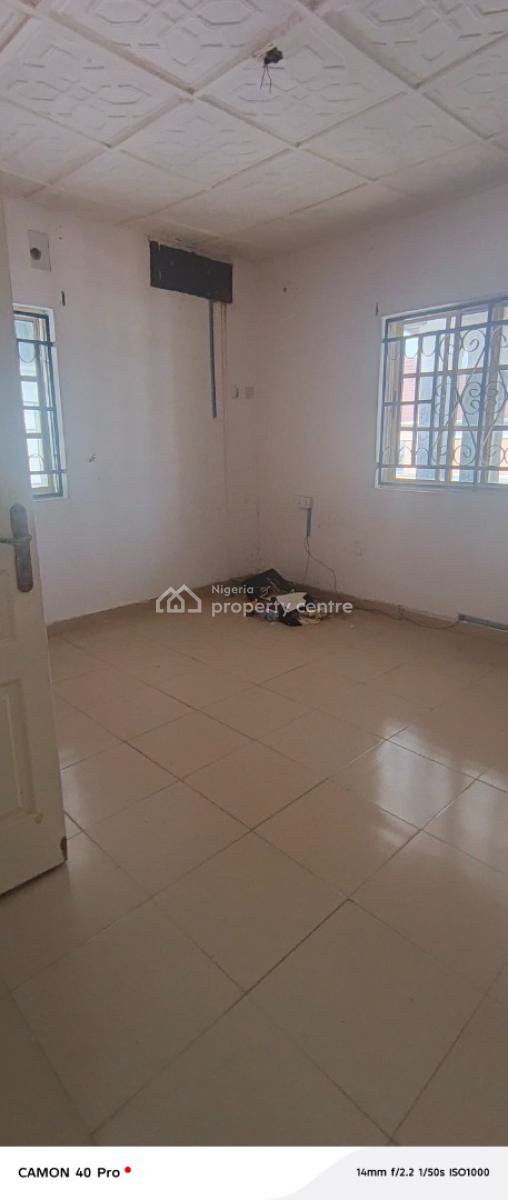 3 Bedroom Flat Upstairs in Bera Estate Estate, Bera Estate Off Chevron Drive, Lekki, Lagos, Flat / Apartment for Rent