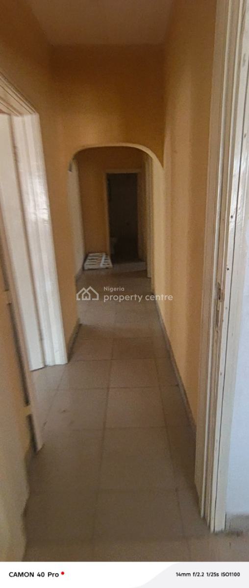 3 Bedroom Flat Upstairs in Bera Estate Estate, Bera Estate Off Chevron Drive, Lekki, Lagos, Flat / Apartment for Rent