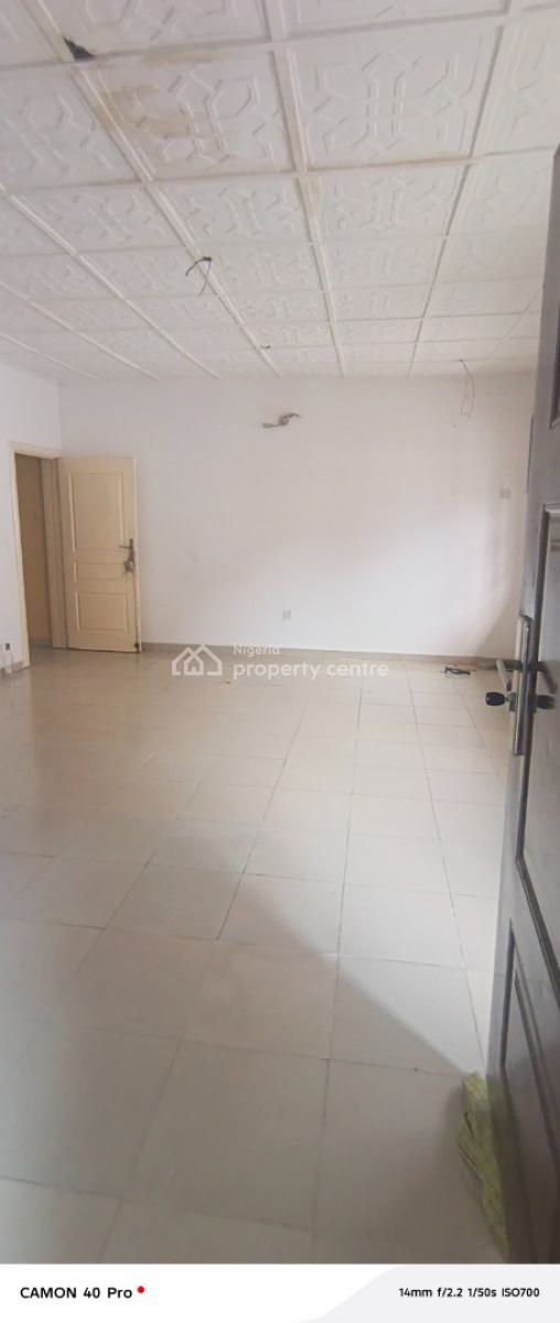 3 Bedroom Flat Upstairs in Bera Estate Estate, Bera Estate Off Chevron Drive, Lekki, Lagos, Flat / Apartment for Rent