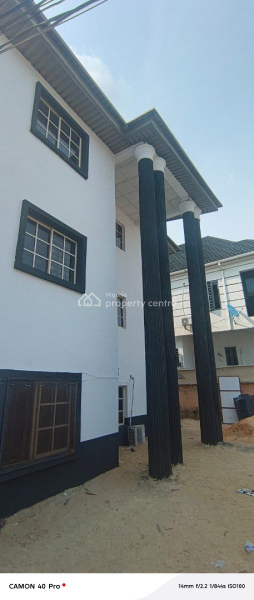 3 Bedroom Flat Upstairs in Bera Estate Estate, Bera Estate Off Chevron Drive, Lekki, Lagos, Flat / Apartment for Rent