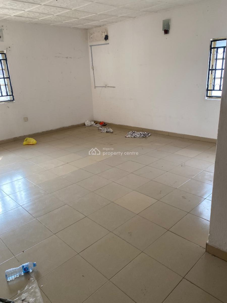 Beautiful and Spacious 3bed Room with Good Facilities, Chevron Drive, Bera Estate, Lekki, Lagos, Detached Duplex for Rent