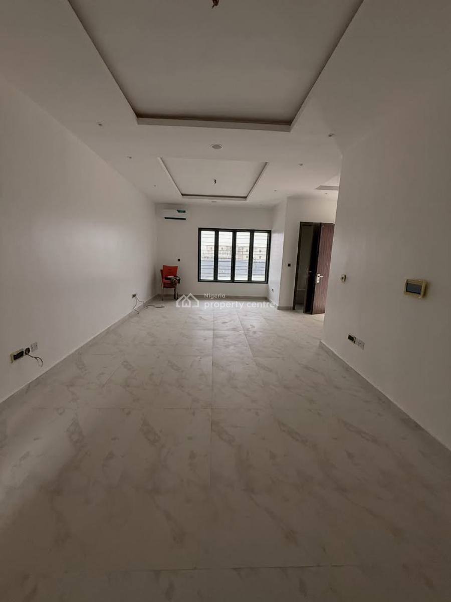 4bedroom Terrace Duplex with a Bq and a Rooftop Lounge, Guzape District, Abuja, Terraced Duplex for Sale