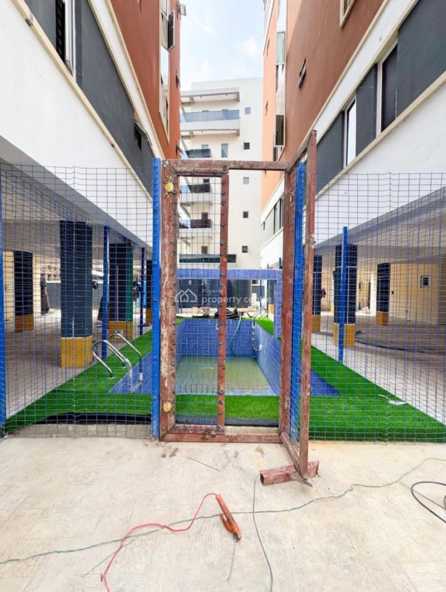 Lovely 2 Bedroom Apartment with Bq, Lekki, Lagos, Block of Flats for Sale