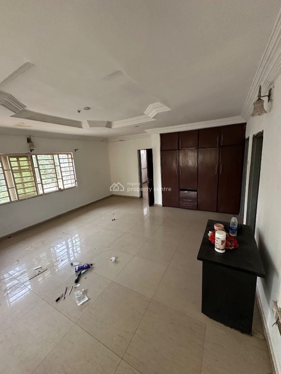 a Spacious One Bedroom Apartment in a Beautiful Neighborhood, 3rd Avenue, Gwarinpa, Abuja, Mini Flat (room and Parlour) for Rent