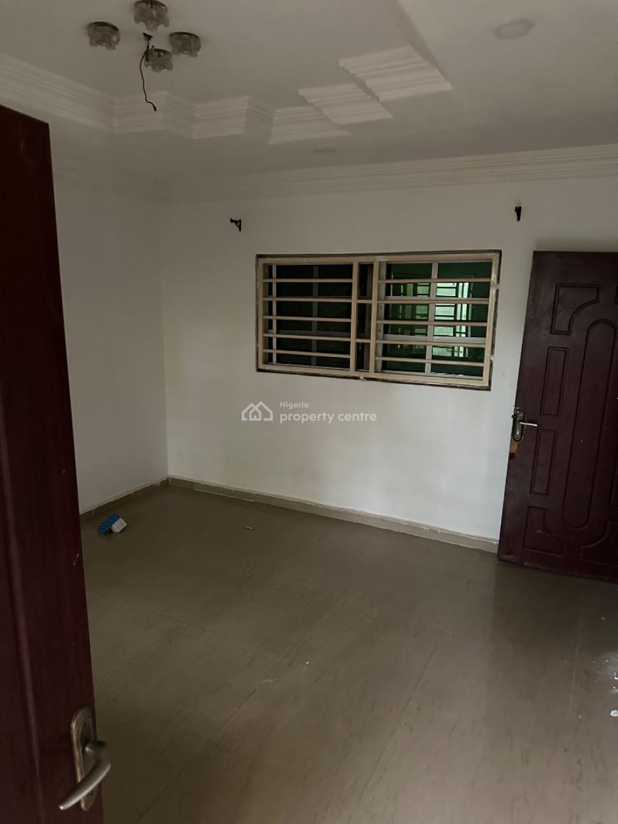 a Spacious One Bedroom Apartment in a Beautiful Neighborhood, 3rd Avenue, Gwarinpa, Abuja, Mini Flat (room and Parlour) for Rent