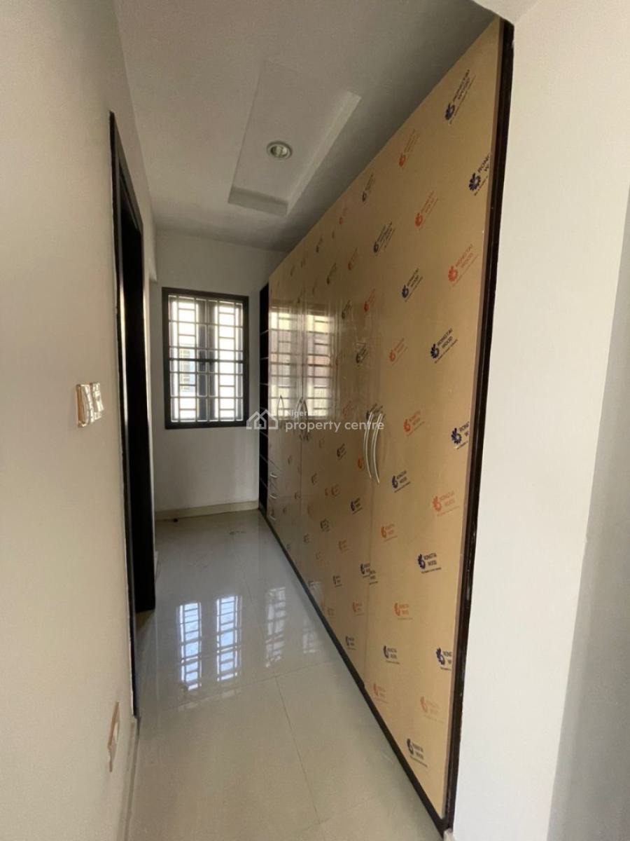 Very Spacious 4-bedroom Fully Detached Duplex with Communal Pool ,park, Lekki Scheme 2, Abraham Adesanya, Ajah, Lagos, Detached Duplex for Sale