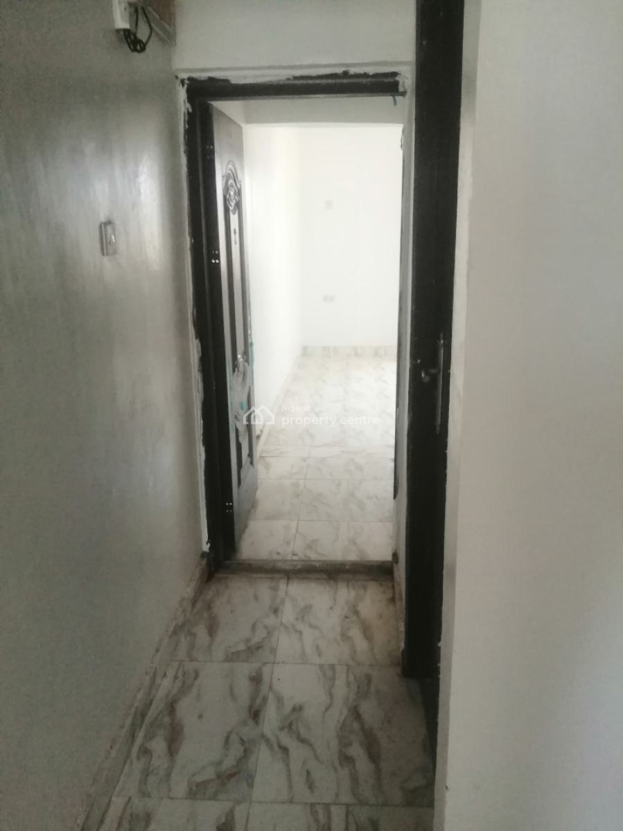 Self Contain Apartment with Studio Kitchen, 64 Crescent, Gwarinpa, Abuja, Self Contain (single Rooms) for Rent