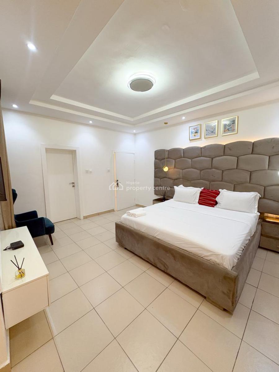 Fully Furnished Serviced 3bedroom Apartment, Cadogan Place Estate Osapa Lekki, Osapa, Lekki, Lagos, Flat / Apartment for Rent