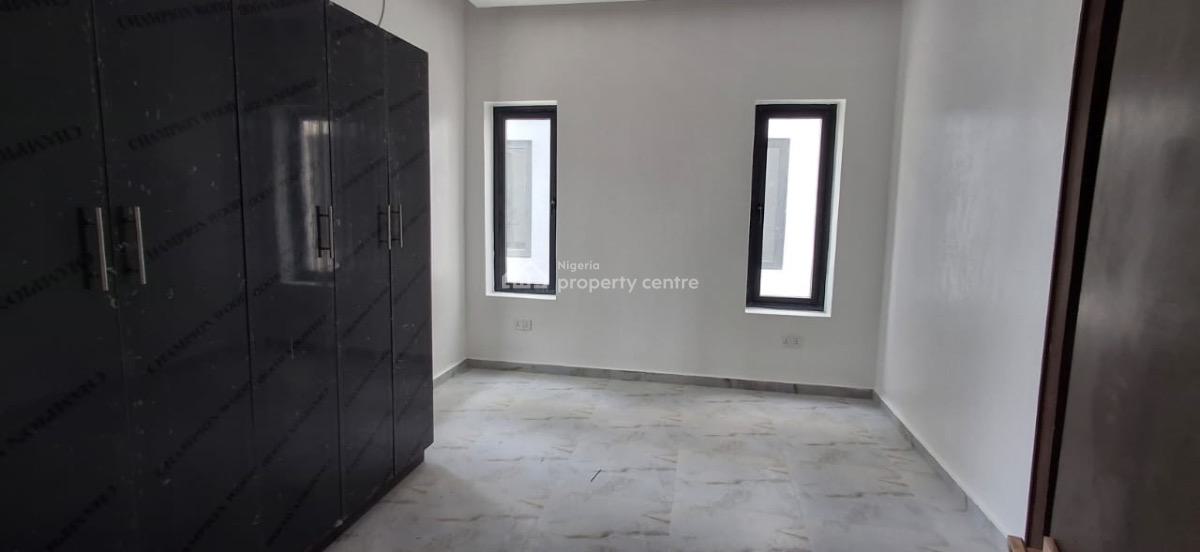 4 Bedrooms Semi Detached House, Lekki Phase 1, Lekki, Lagos, Semi-detached Duplex for Sale