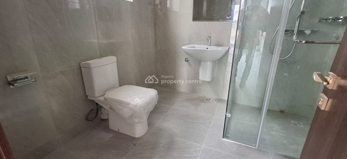 4 Bedrooms Semi Detached House, Lekki Phase 1, Lekki, Lagos, Semi-detached Duplex for Sale