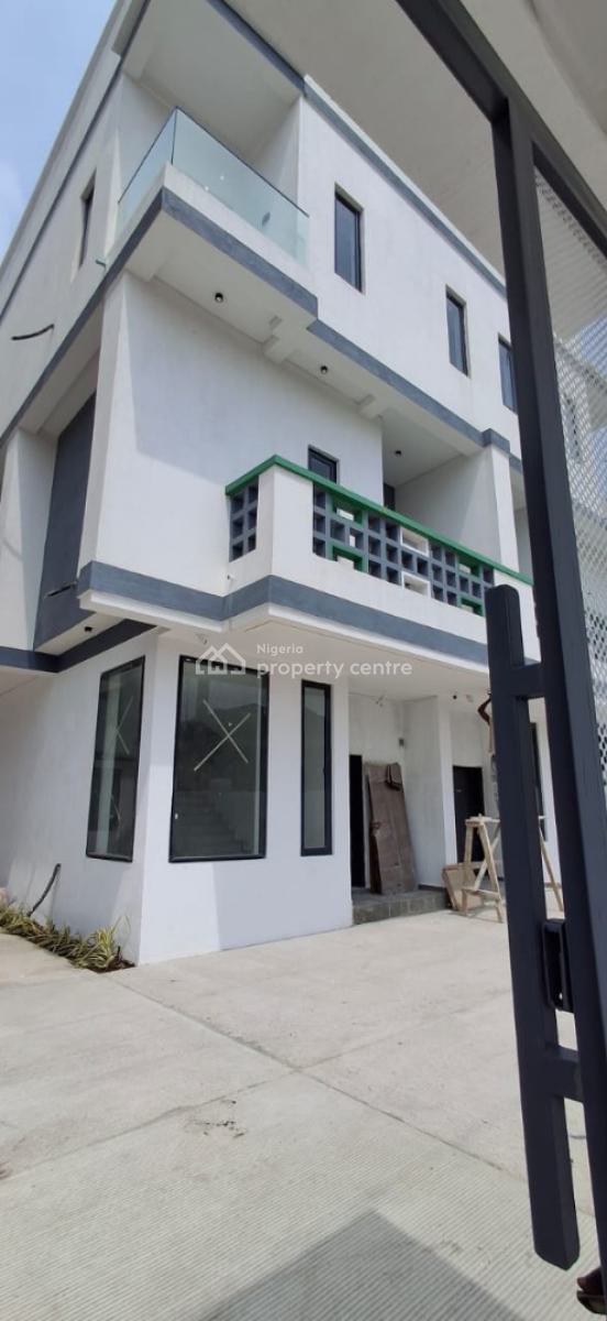 4 Bedrooms Semi Detached House, Lekki Phase 1, Lekki, Lagos, Semi-detached Duplex for Sale