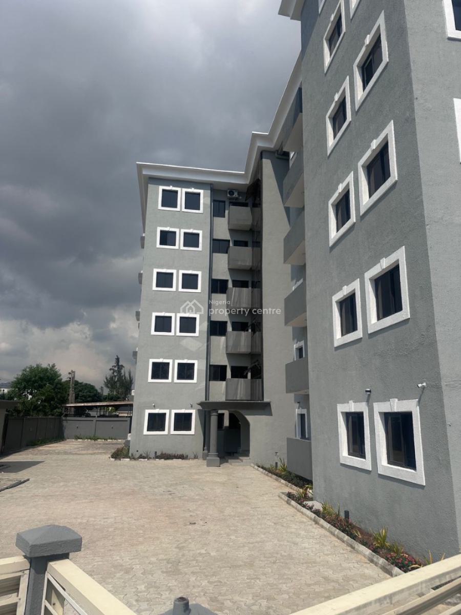 Tastefully Finished 3 Bedrooms Service Apartments, Lekki Phase 1, Lekki, Lagos, Flat / Apartment for Rent
