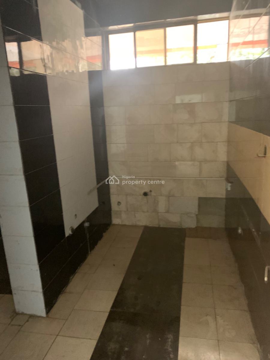 120sqm Office/shop Space on The First Floor, Jabi, Abuja, Shop for Rent