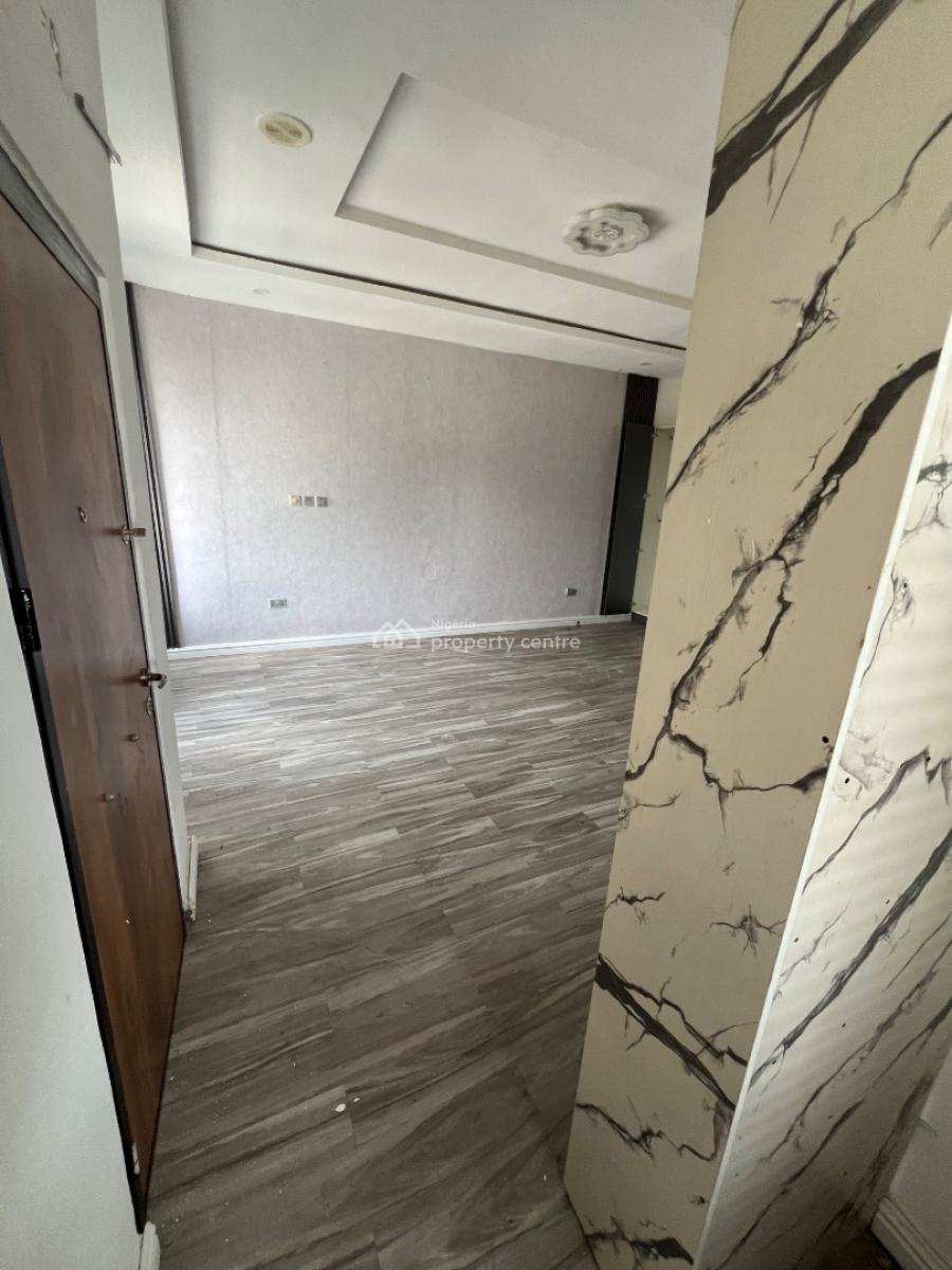 Super-clean Room & Parlour Self-contain in Osapa London Estate, Osapa, Lekki, Lagos, Mini Flat (room and Parlour) for Rent