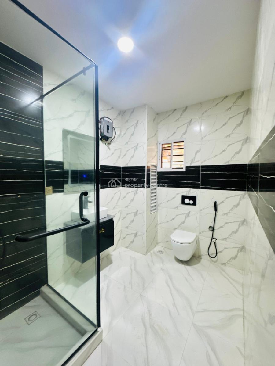 2bedroom Flat with Fitted Kitchen, Gym and Swimming Pool, Lekki Phase 1, Lekki, Lagos, Flat / Apartment for Rent