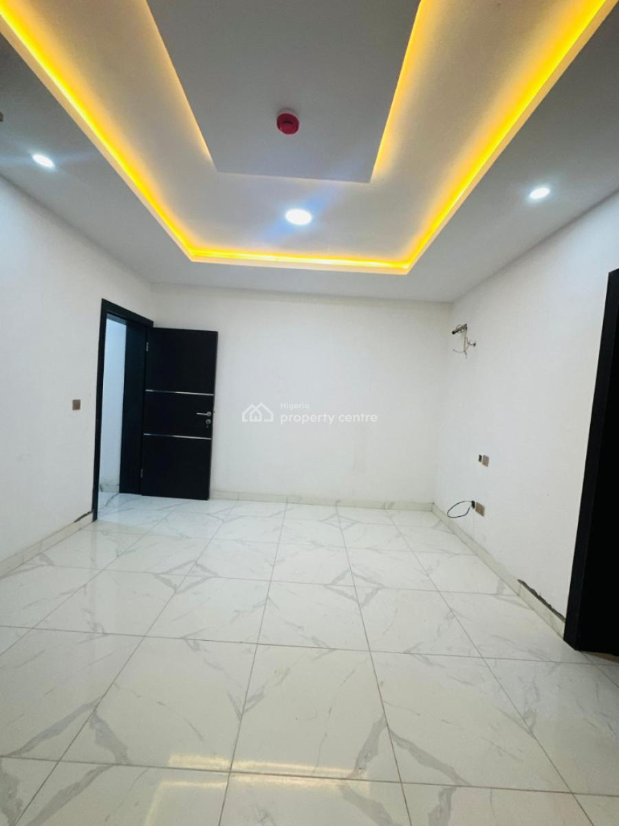 2bedroom Flat with Fitted Kitchen, Gym and Swimming Pool, Lekki Phase 1, Lekki, Lagos, Flat / Apartment for Rent