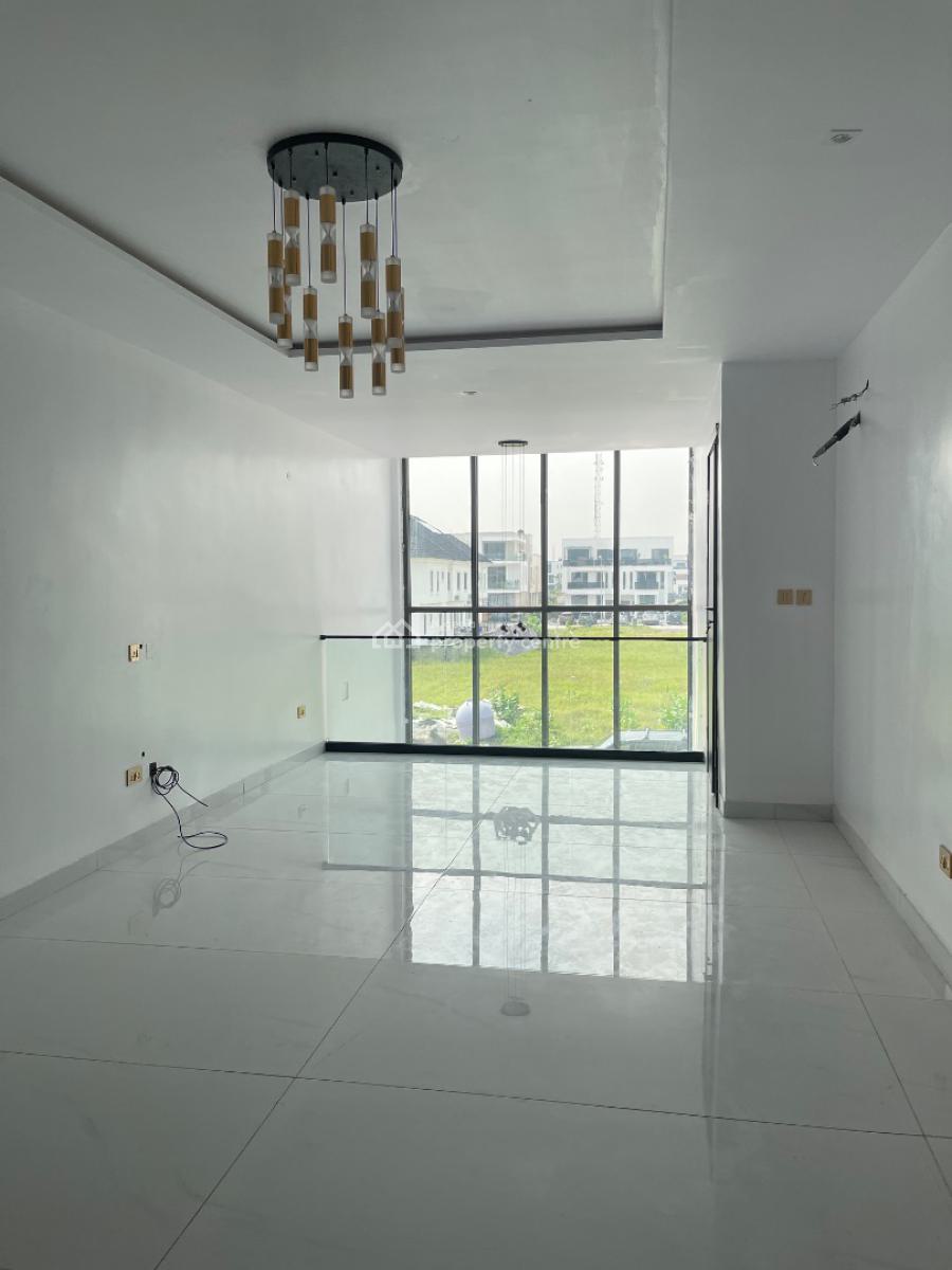 5 Bedroom Luxury House with Two Rooms Bq, Cowrie Creek, Lekki, Lagos, Semi-detached Duplex for Sale