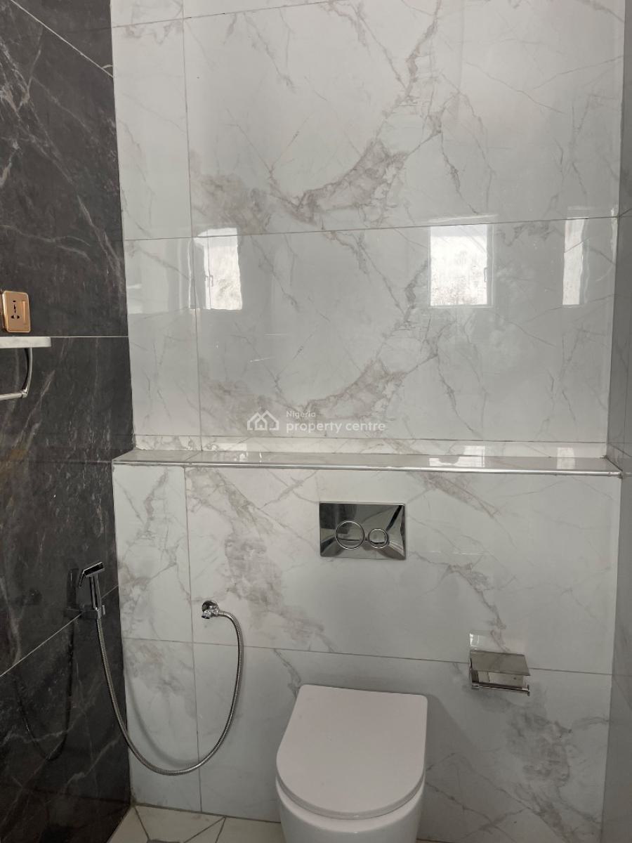 5 Bedroom Luxury House with Two Rooms Bq, Cowrie Creek, Lekki, Lagos, Semi-detached Duplex for Sale