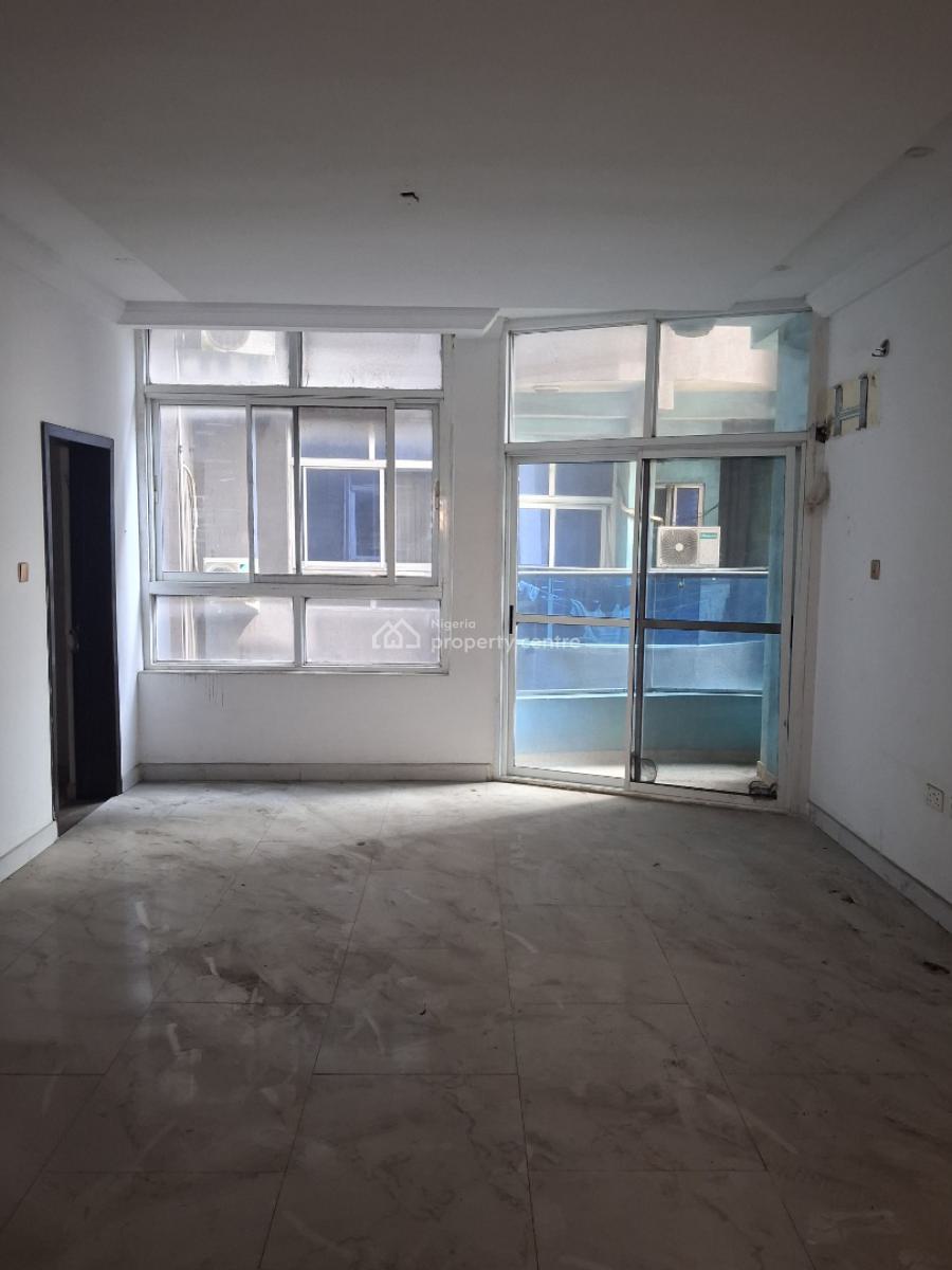 Spacious 2 Bedroom Apartment, 1st Gate Igbokusu, Jakande, Lekki, Lagos, Flat / Apartment for Sale