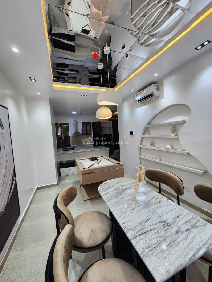 Exquisite 2 Bedroom Apartment, Lekki Phase 1, Lekki, Lagos, Flat / Apartment Short Let