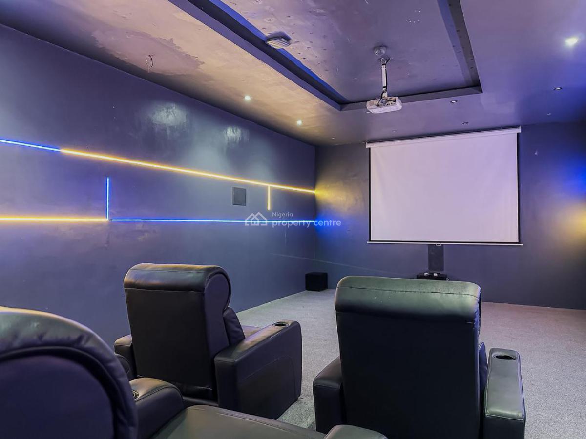 Exquisite 2 Bedroom Apartment, Lekki Phase 1, Lekki, Lagos, Flat / Apartment Short Let