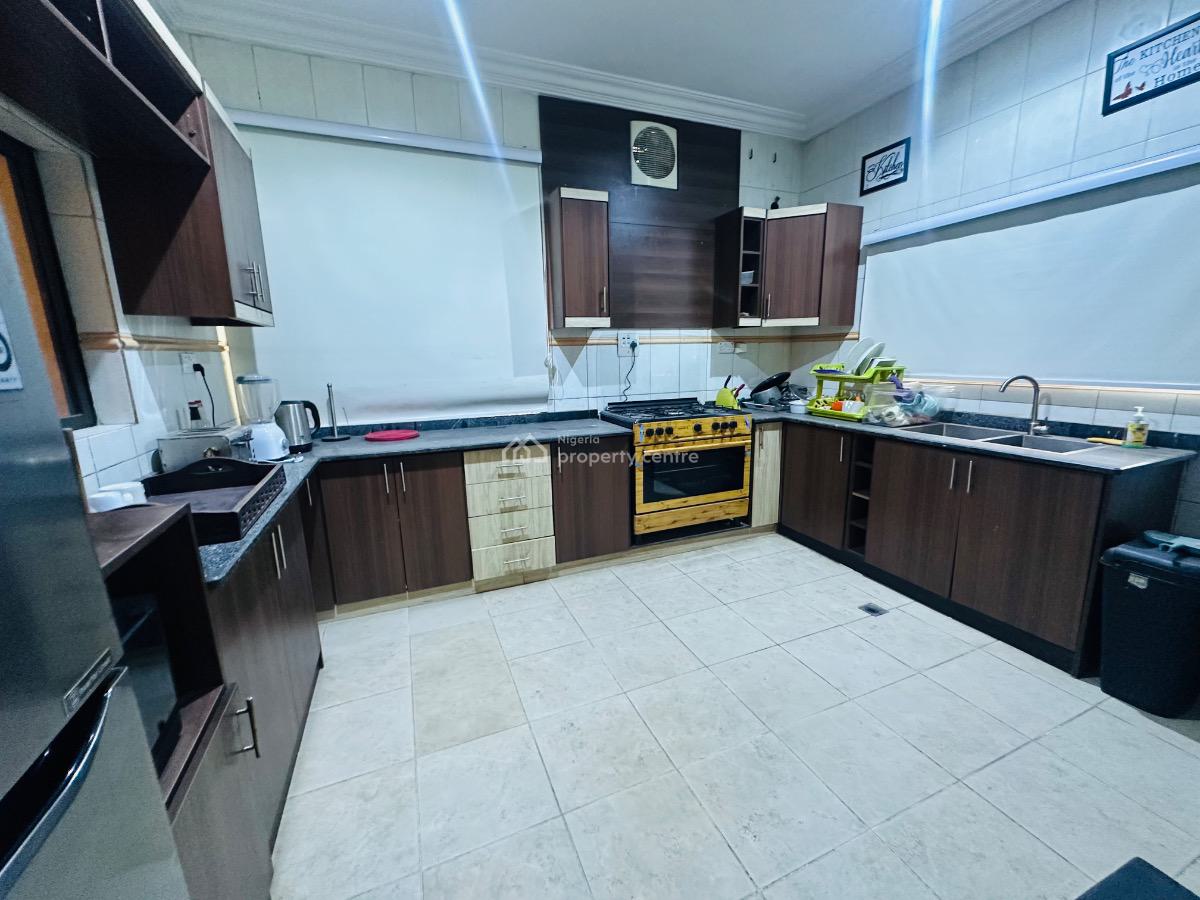 Well Renovated Furnish 4 Bedroom Semi Detached Duplex with Bq, Maitama District, Abuja, Semi-detached Duplex for Rent