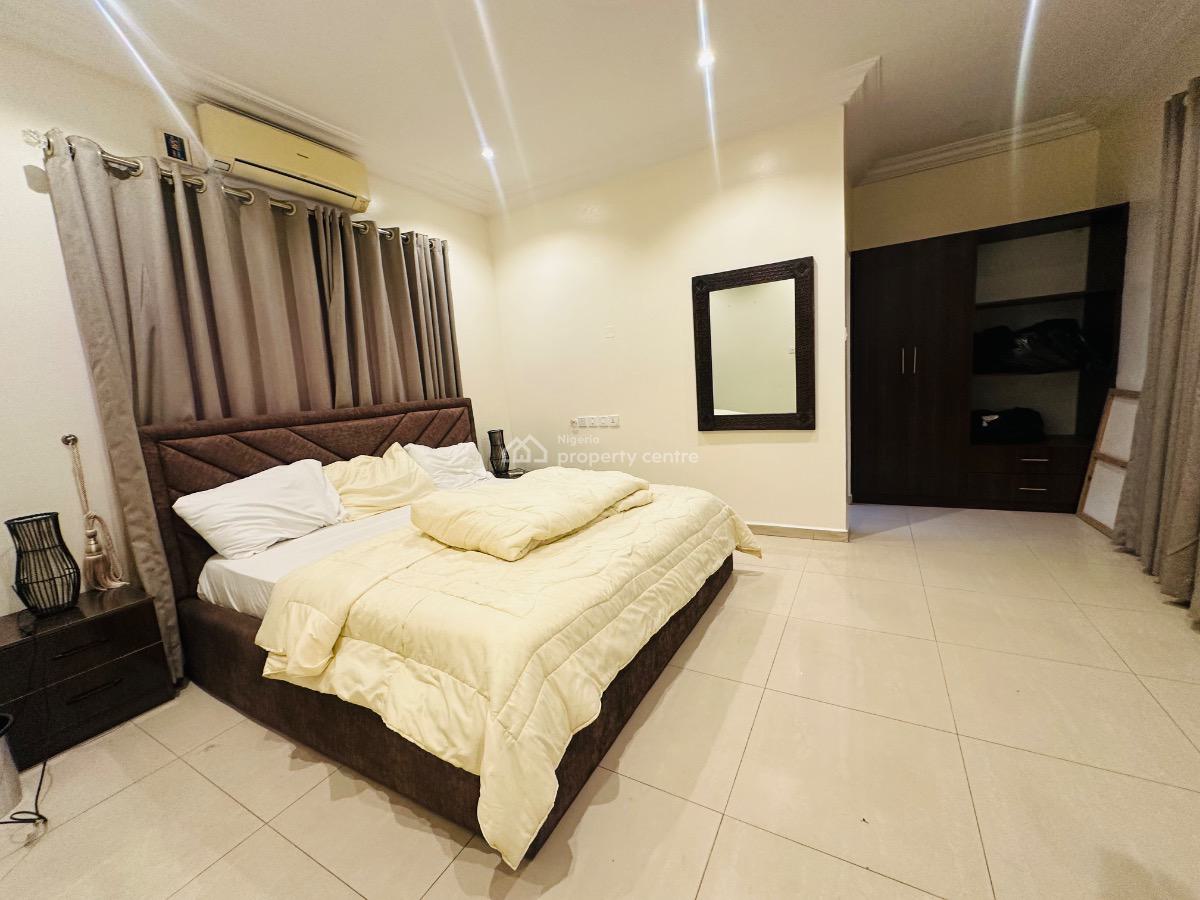 Well Renovated Furnish 4 Bedroom Semi Detached Duplex with Bq, Maitama District, Abuja, Semi-detached Duplex for Rent