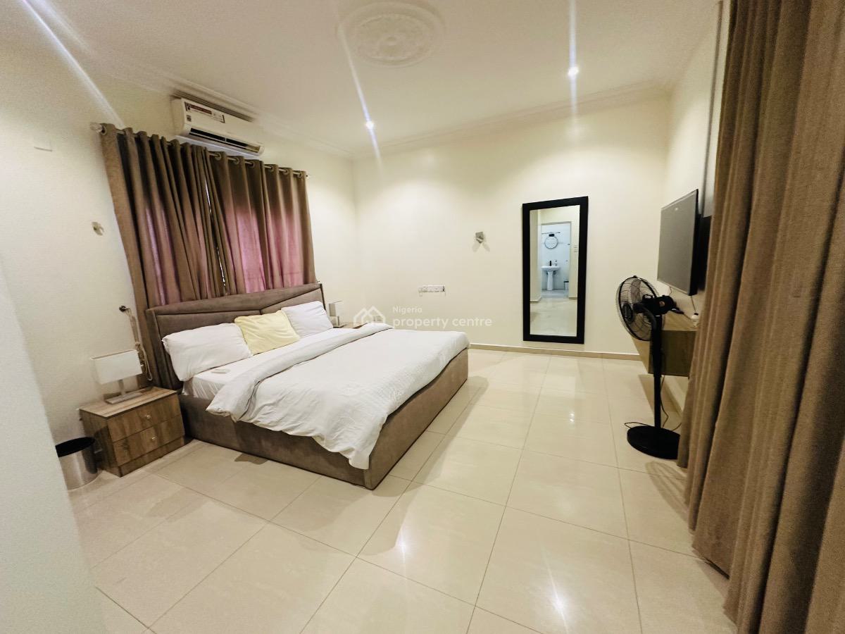 Well Renovated Furnish 4 Bedroom Semi Detached Duplex with Bq, Maitama District, Abuja, Semi-detached Duplex for Rent