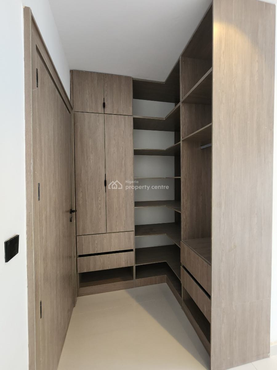 Luxury 2 Bedroom Apartment with Pool, Gym & Elevator, Lekki Phase 1, Lekki, Lagos, Flat / Apartment for Sale