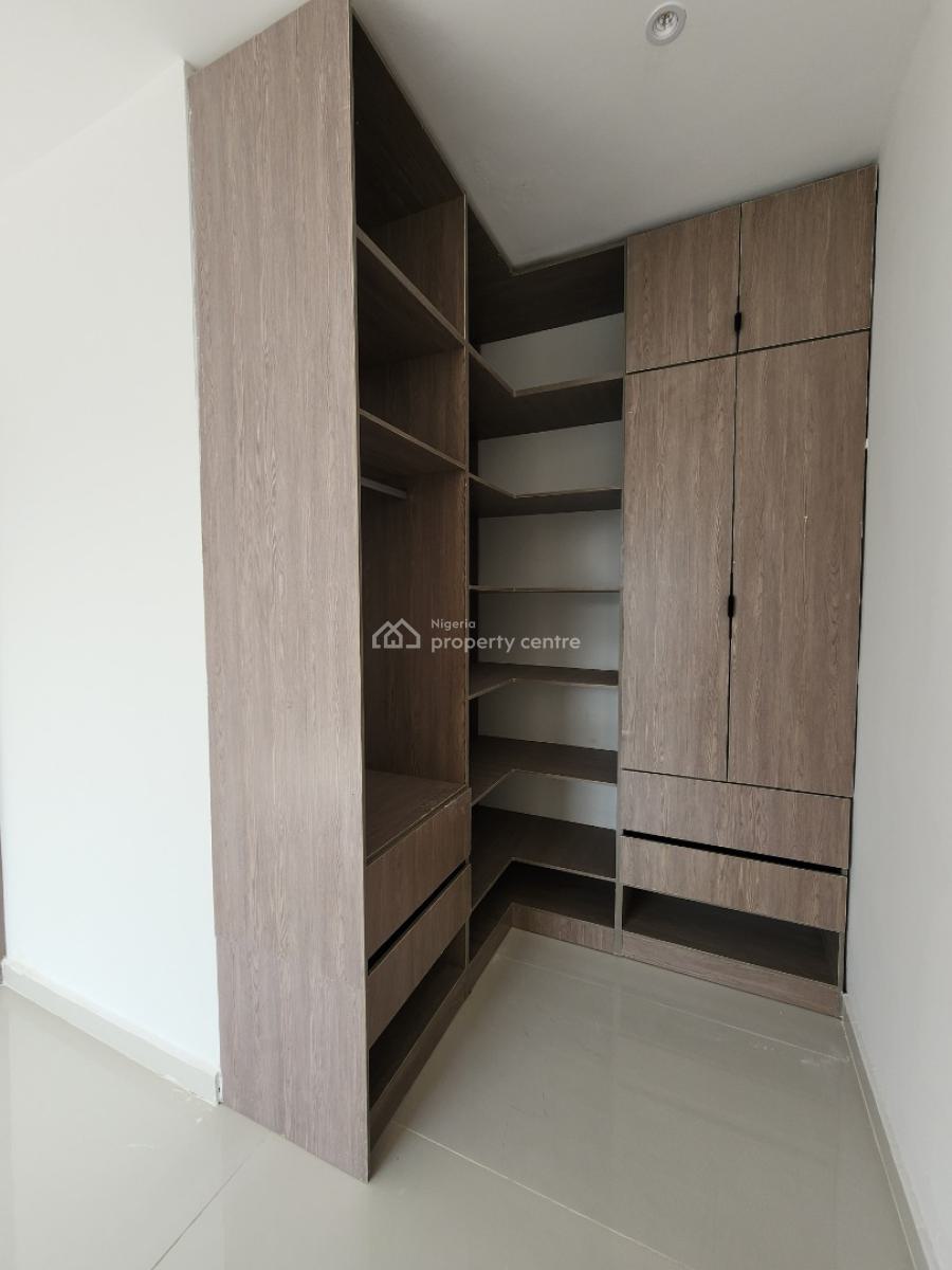 Luxury 2 Bedroom Apartment with Pool, Gym & Elevator, Lekki Phase 1, Lekki, Lagos, Flat / Apartment for Sale