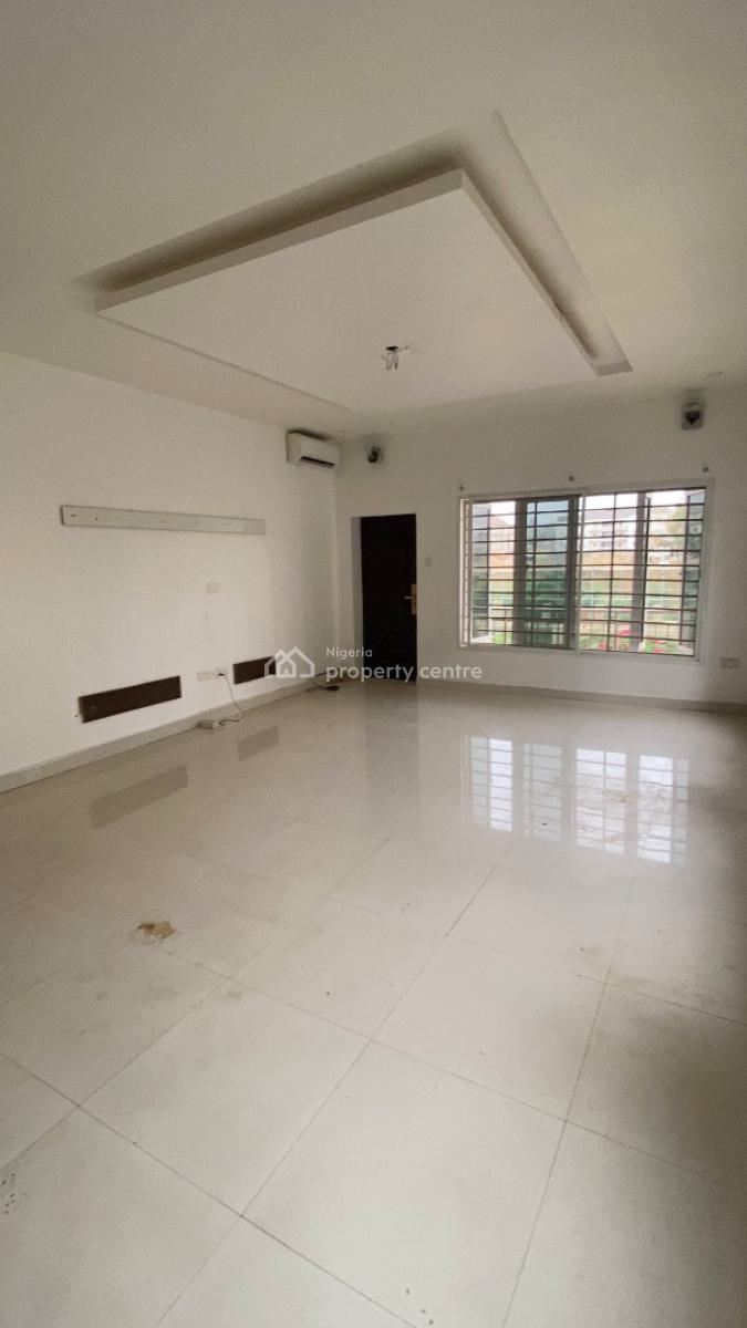 Luxury 3 Bedroom Flat + Bq, Gilmore, Jahi, Abuja, Flat / Apartment for Rent