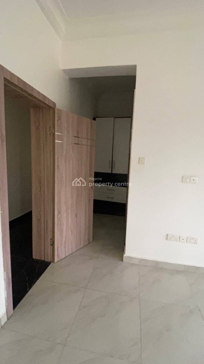 Luxury 3 Bedroom Flat + Bq, Gilmore, Jahi, Abuja, Flat / Apartment for Rent