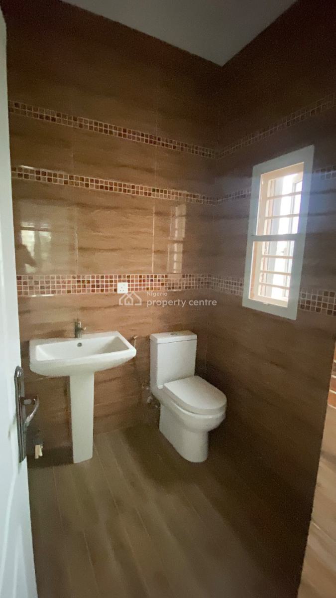 Luxury 3 Bedroom Flat + Bq, Gilmore, Jahi, Abuja, Flat / Apartment for Rent