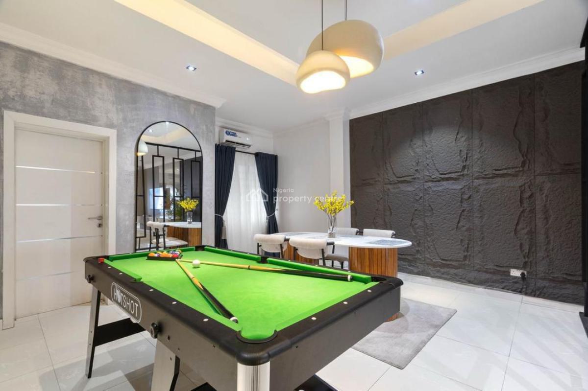 Beautiful 3 Bedroom Apartment, Maruwa, Lekki, Lagos, Flat / Apartment Short Let