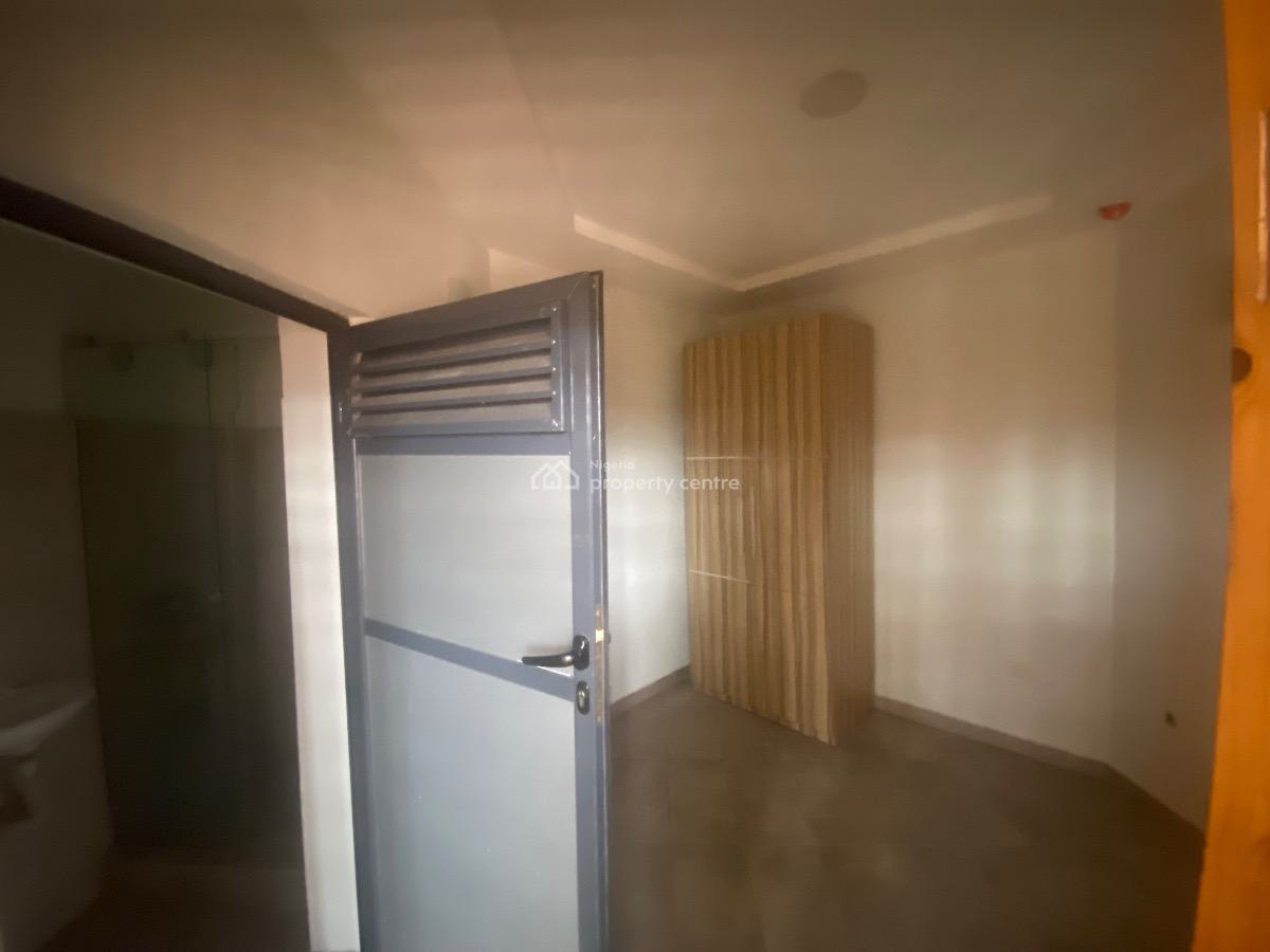 Luxury 3 Bedroom Flat with a Pool, Gym & Bq, Off Bisola Durosimi Etti, Lekki Phase 1, Lekki, Lagos, Flat / Apartment for Rent