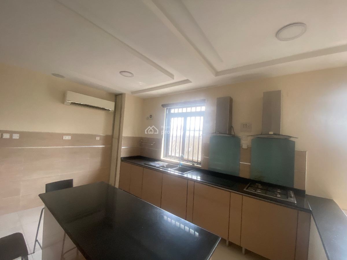 Luxury 3 Bedroom Flat with a Pool, Gym & Bq, Off Bisola Durosimi Etti, Lekki Phase 1, Lekki, Lagos, Flat / Apartment for Rent