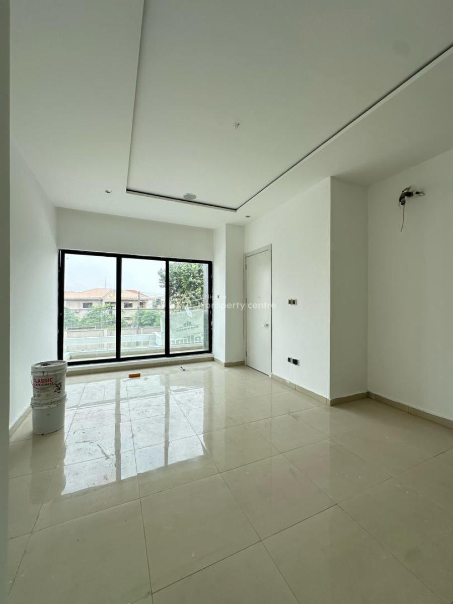 2 Bedroom Serviced Apartment, Lekki Phase 1, Lekki, Lagos, Block of Flats for Sale