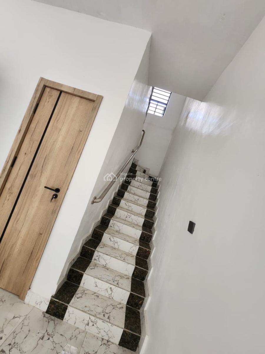 3 Bedroom Terrace, Woodland Estate, Ogombo, Ajah, Lagos, Terraced Duplex for Sale