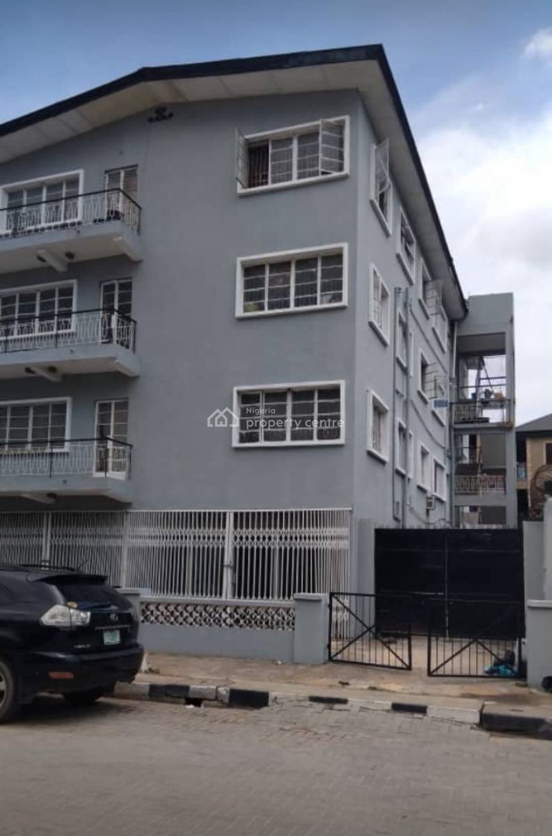 Well Maintained 3 Storey Building, Consist of (7 Units) 3 Bedroom Flat, Ebute Metta West, Yaba, Lagos, Block of Flats for Sale