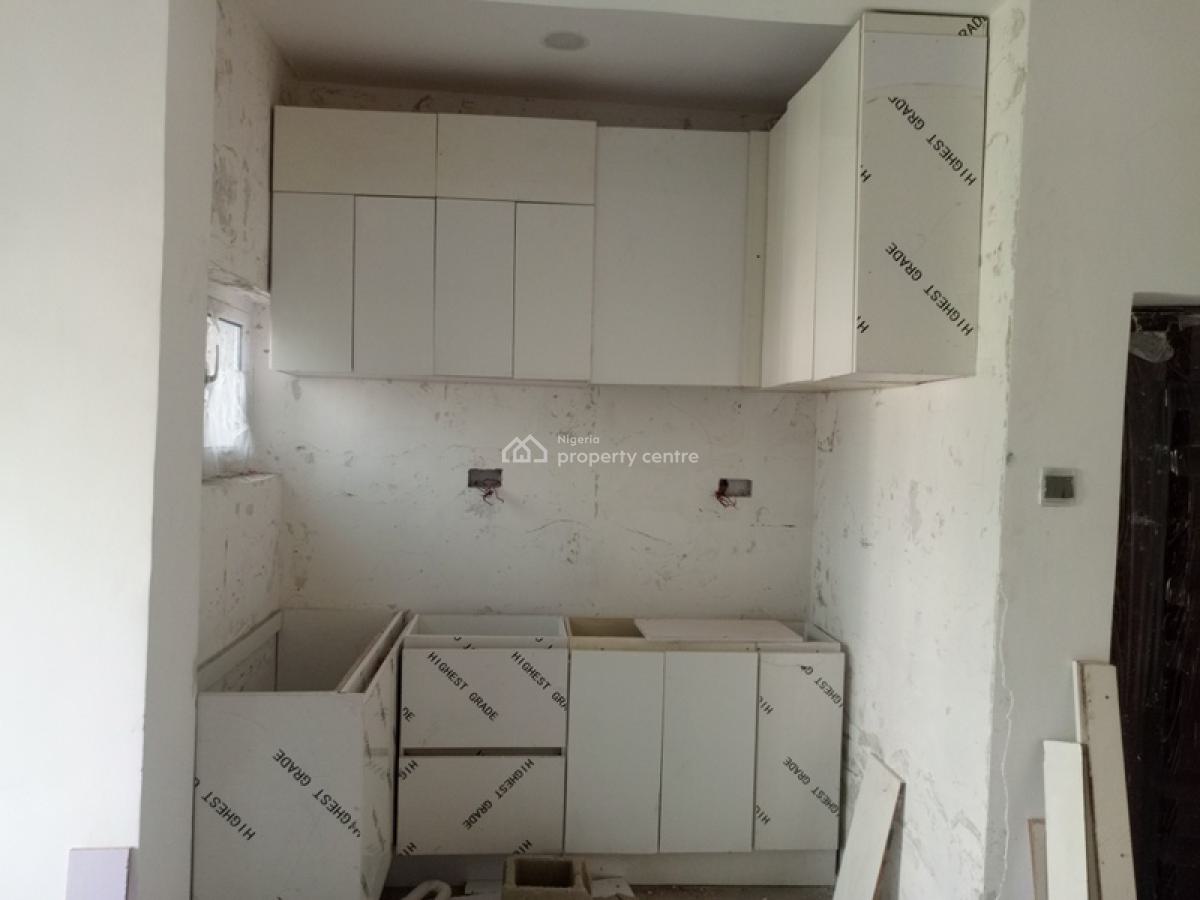 Lovely 2 Bedroom Flat, Premier 3 Estate, Ikate Elegushi, Lekki, Lagos, Flat / Apartment for Sale