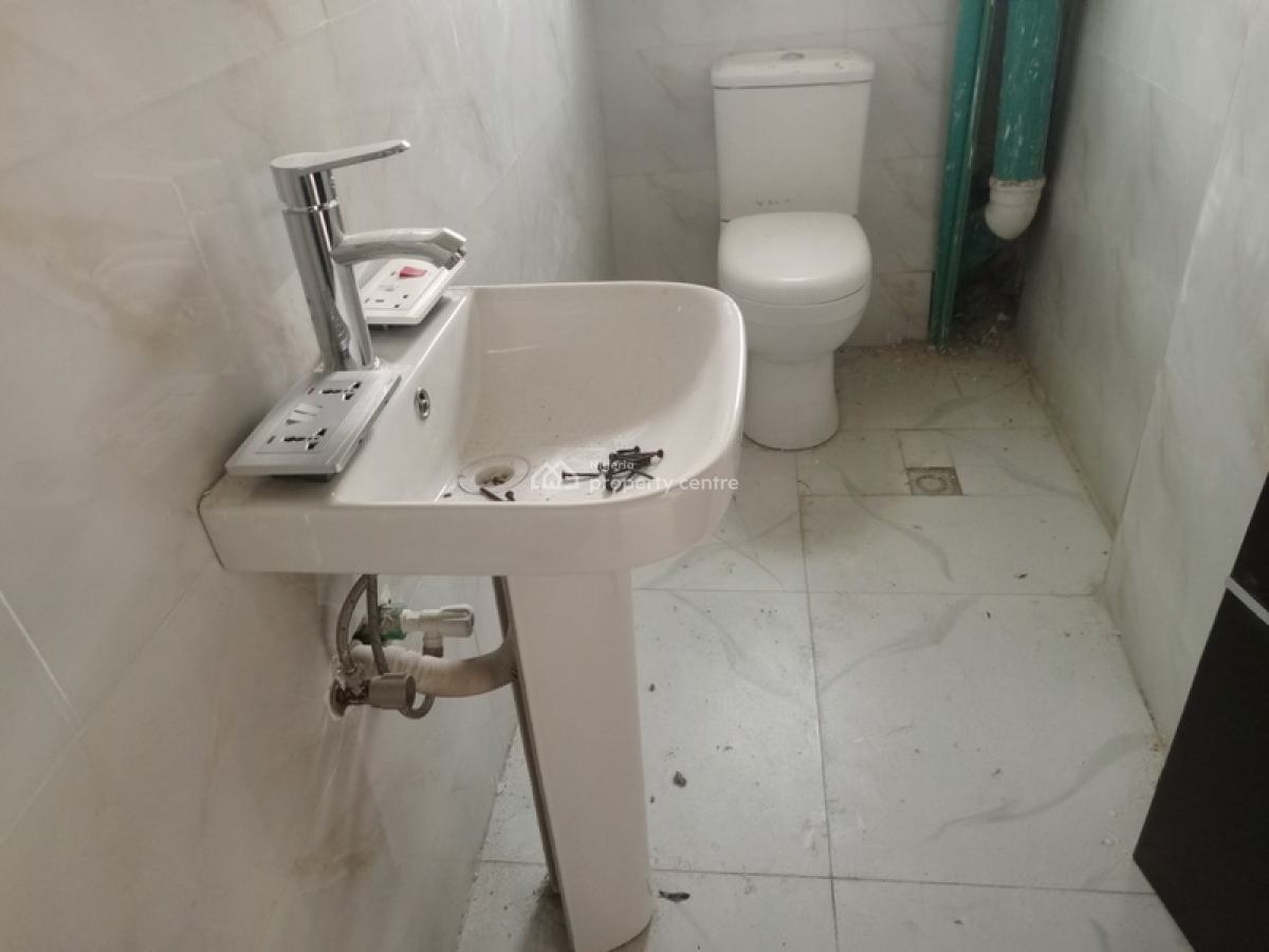 Lovely 2 Bedroom Flat, Premier 3 Estate, Ikate Elegushi, Lekki, Lagos, Flat / Apartment for Sale