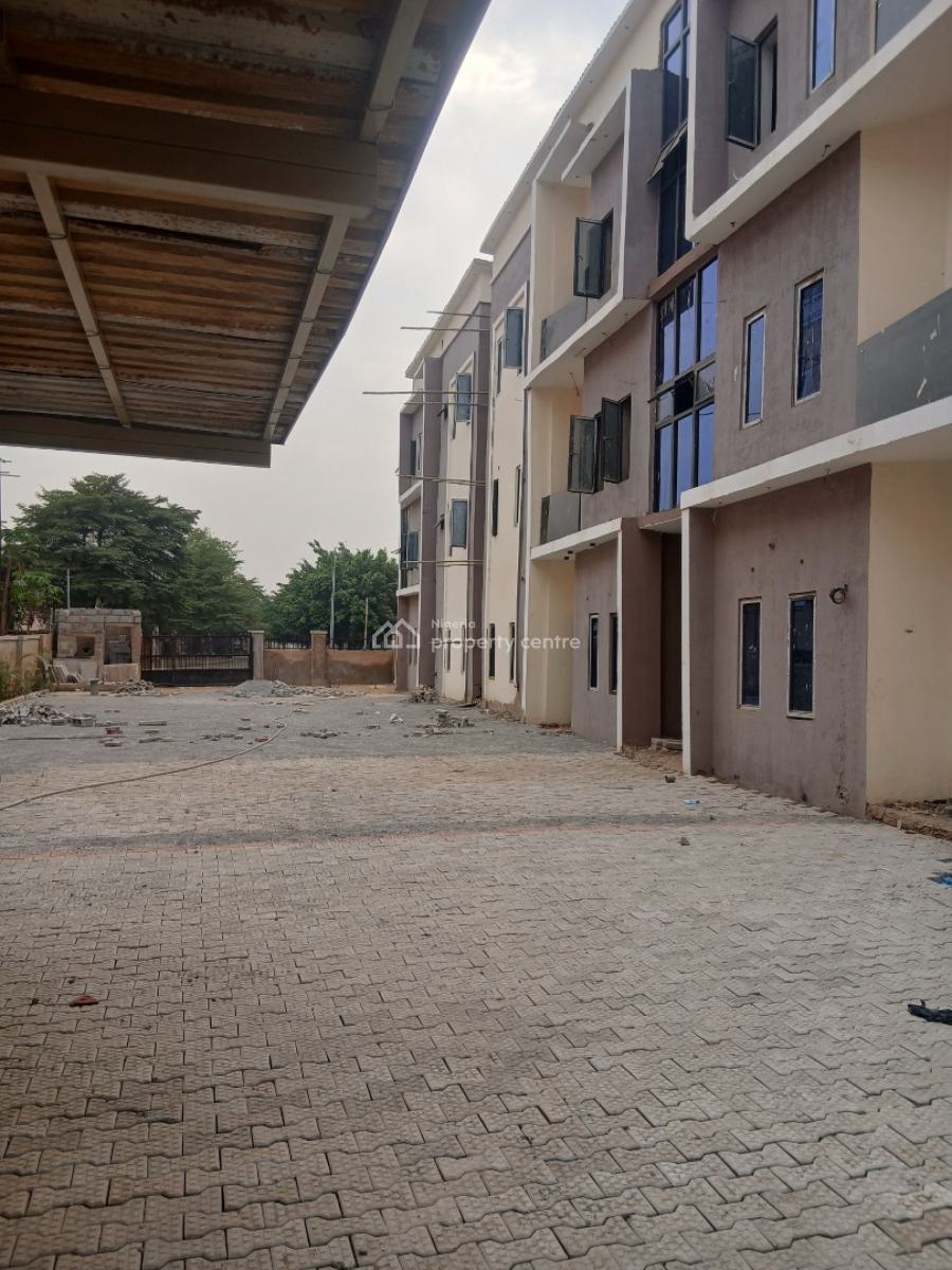 3 Bedroom Apartment, Dan Suleiman Street, Utako, Abuja, Block of Flats for Sale