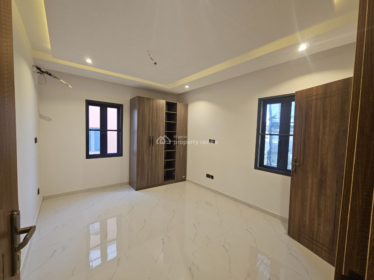 Luxury 2 Bedroom Apartment +bq, Ilasan, Lekki, Lagos, Block of Flats for Sale